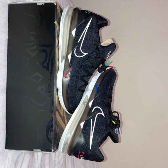 LEBRON 17 WITH BOX - Picture 4 of 5